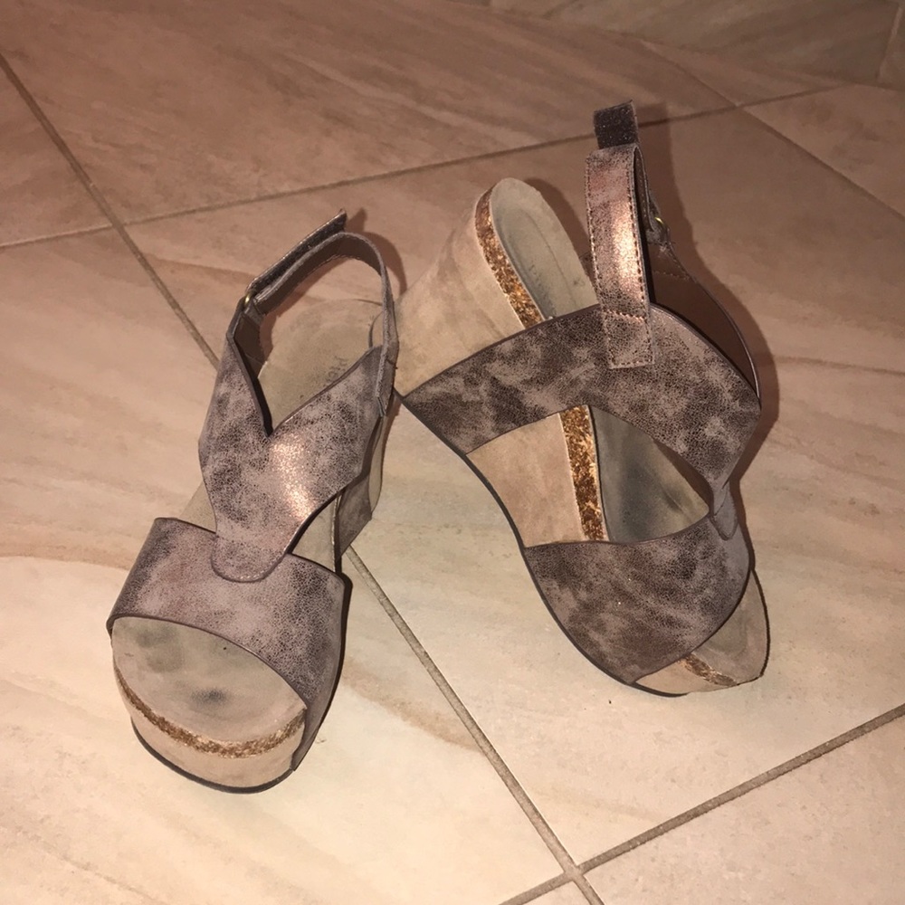 Pierre Dumas Wedge Sandals Copper Brown Size 6